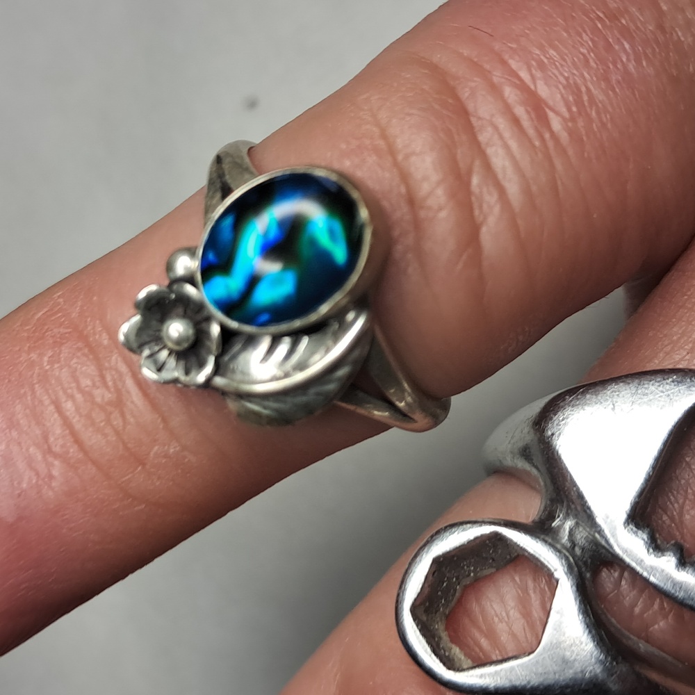 Navajo Sterling & Abalone ring